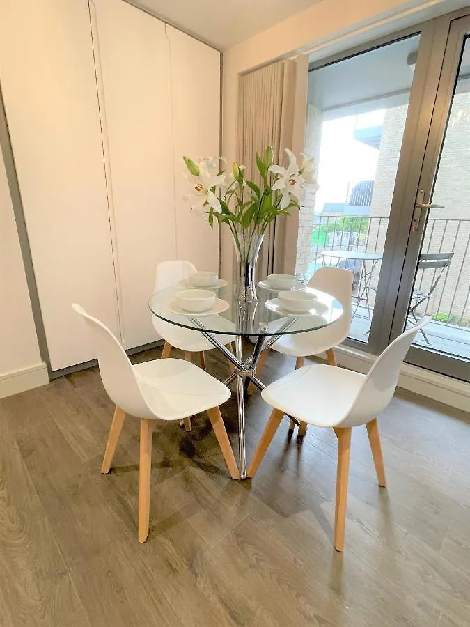 Spectacular 2 Bedroom Apartment In Great Location Sheffield